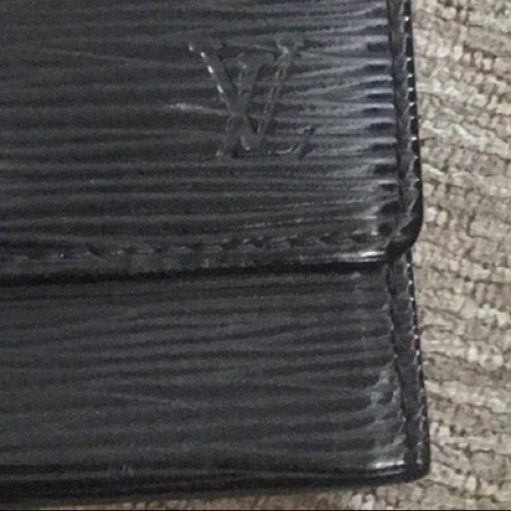 LV six key holder